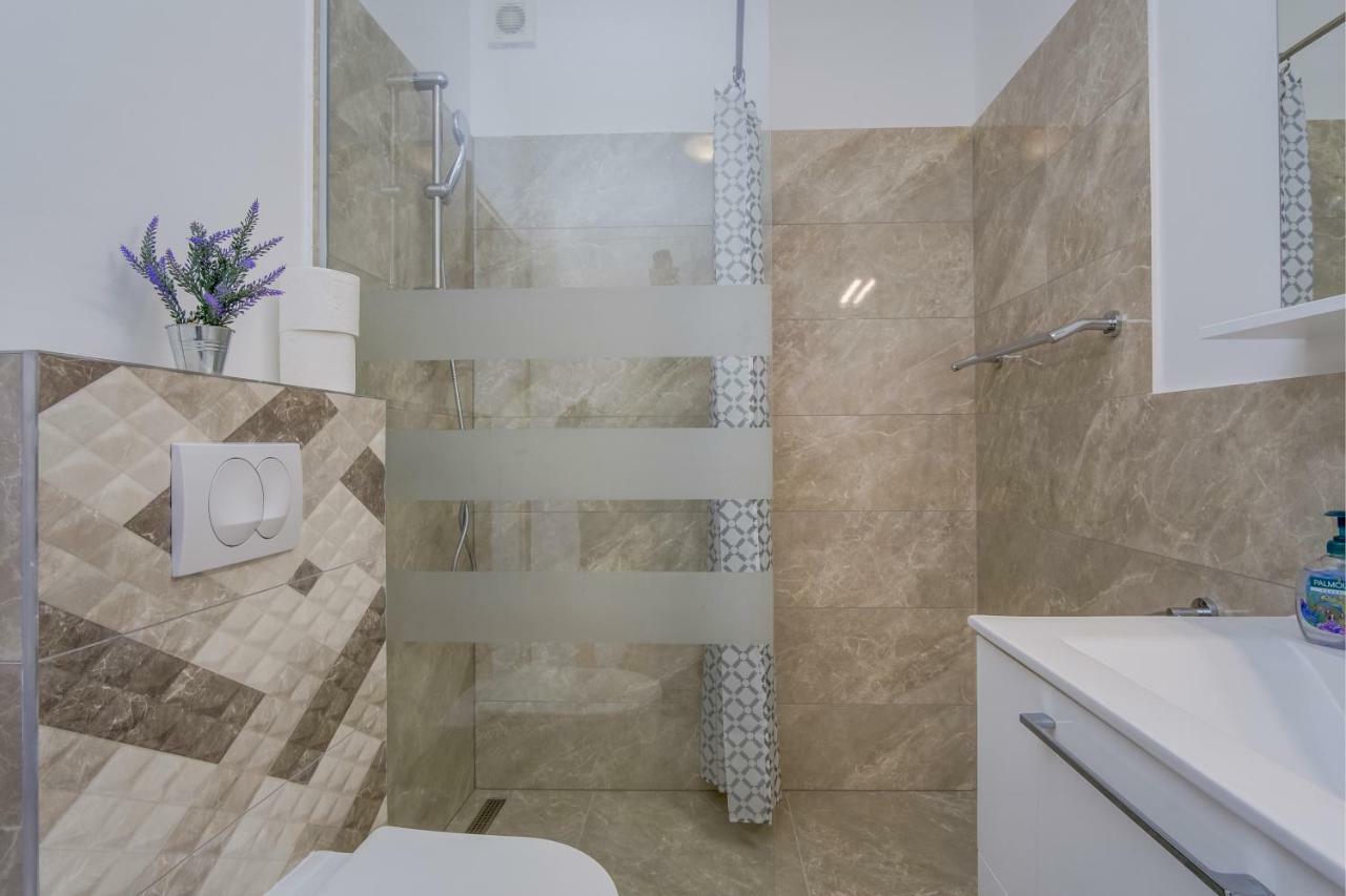 Apartman Filip Mali Lošinj Dış mekan fotoğraf