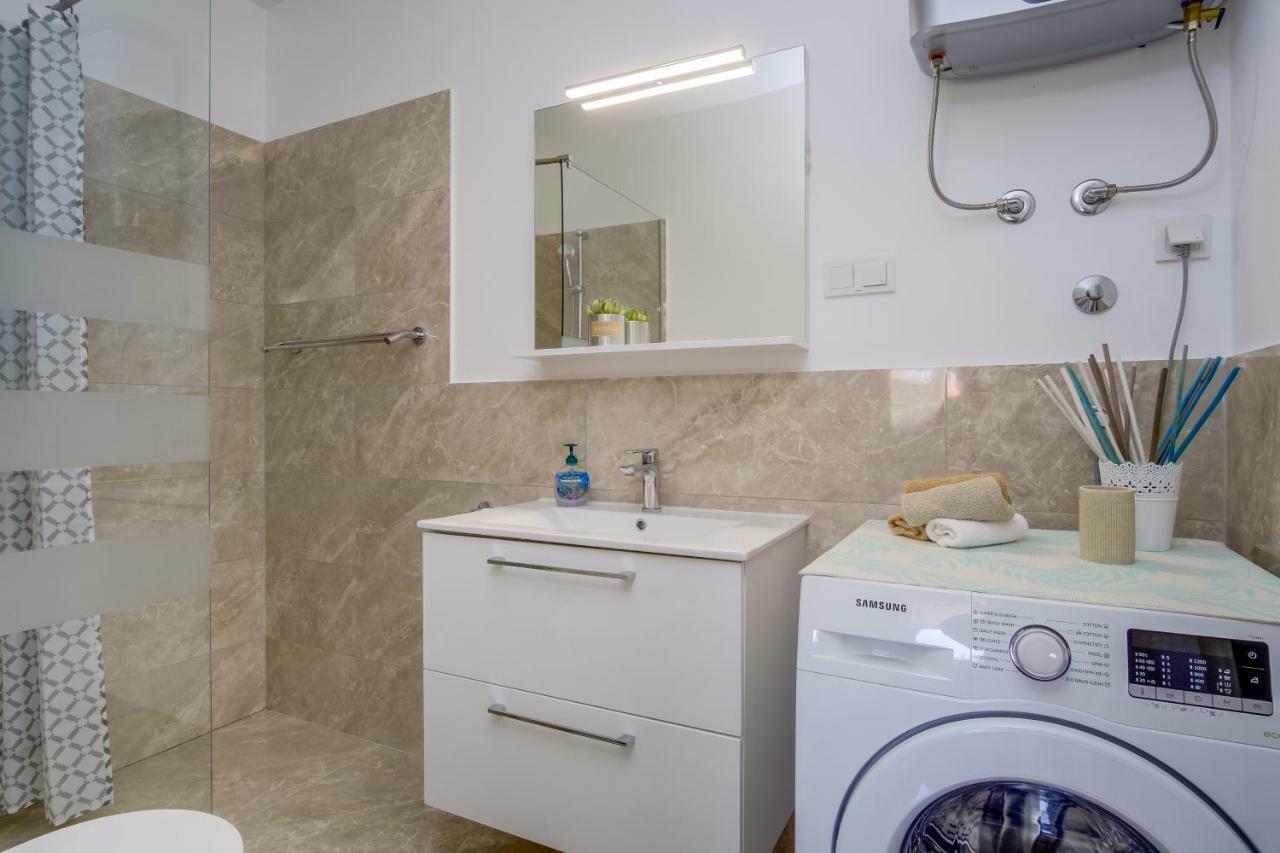 Apartman Filip Mali Lošinj Dış mekan fotoğraf