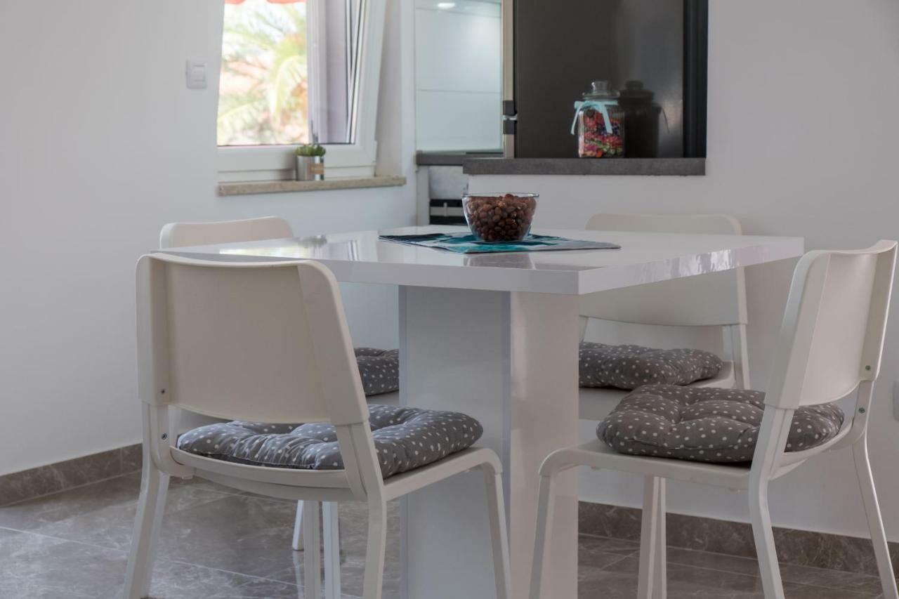 Apartman Filip Mali Lošinj Dış mekan fotoğraf